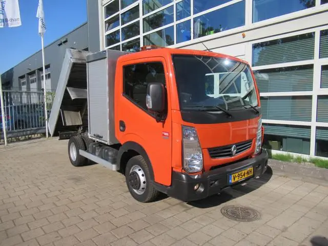 Renault Maxity