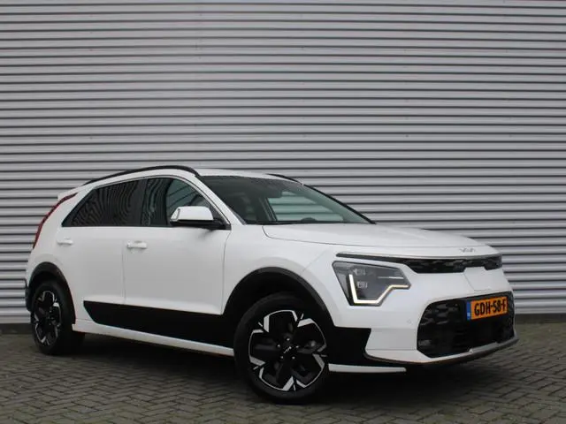 Kia Niro EV Edition Advanced 64.8 kWh | Stuur-/stoelverwarming | Elektr. stoelverstelling | Camera |...