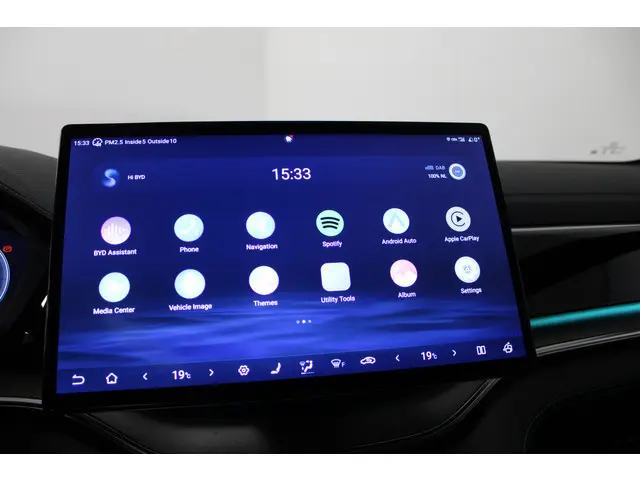 BYD SEAL U