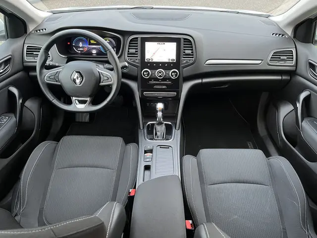 Renault Mégane 1.6 E-Tech Plug-In Hybrid 160 PK / Automaat / Apple Carplay - Android Auto / Camera /...
