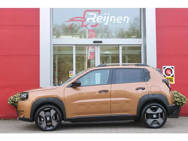 Fiat Grande Panda LA PRIMA 113PK 11 kW 44 kWh | WINTERPACK: STOEL/STUUR/VOORRUIT VERWARMING | DRAADL...