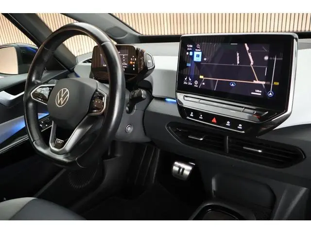 Volkswagen ID.3 First Plus 204pk 58 kWh Camera Stoelverwarming Dynamisch LED Keyless Navigatie