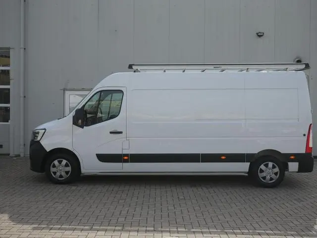 Renault Master T35 2.3 dCi 150 L3H2 Energy Work Edition - All Seasonbanden - Achteruitrijcamera - Cr...