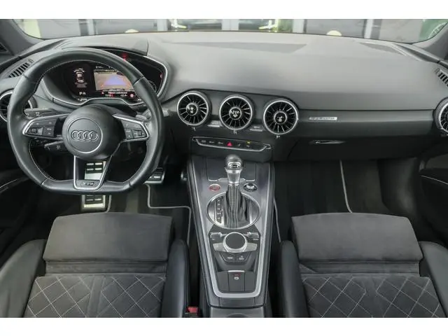 Audi TT S 2.0 TFSI 310pk TTS quattro Bang&Olufsen RS stoelen Carplay Camera Keyless LED