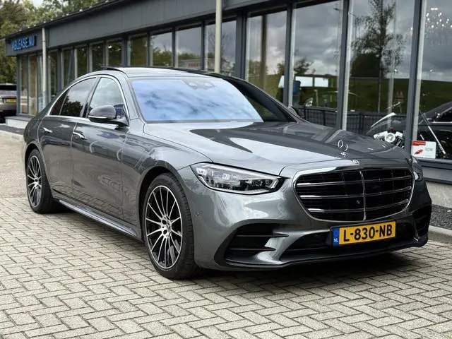 Mercedes-Benz S-Klasse