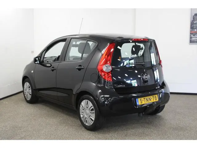 Opel Agila