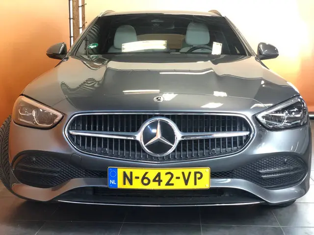 Mercedes-Benz C-klasse Estate 200 Launch Edition Luxury Line schuif kanteldak | leer | stoelverw 18i...