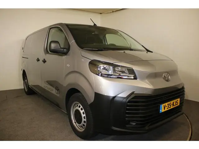 Toyota pro-ace