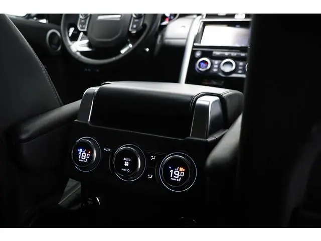Land Rover Discovery 3.0 Si6 HSE Luxury 7p. | LUXURY PACK | STUURVERWARMING | ACHTERBANKVENTILATIE |...