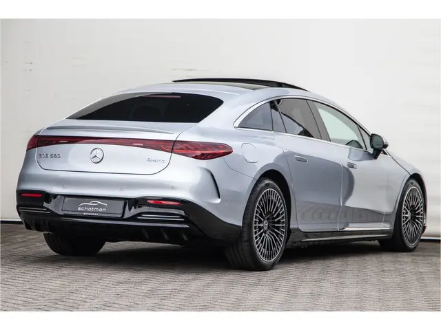 Mercedes-Benz EQS 580 4MATIC AMG Premium Plus, Massage, Hyperscreen, Achterasbesturing, 524 pk