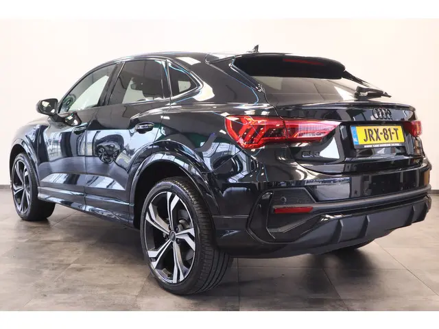 Audi Q3 Sportback 45 TFSI e S Edition Sonos 20'' Camera PDC ECC