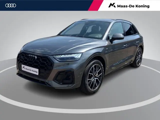 Audi Q5 50 TFSIe 220kW/299PK S edition Competition · Trekhaak · Drive select · Luchtvering · Camera...