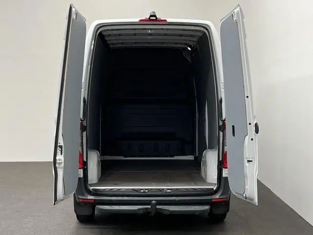 Mercedes-Benz Sprinter 215 1.9 CDI L2H2 FWD Automaat Airco Cruise Control Navigatie Apple Carplay/An...