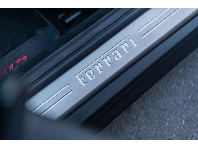 Ferrari 812 GTS