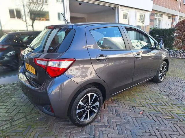Toyota Yaris 1.0 VVT-i Comfort 5Drs /63.000 Km/1e Eig/Airco/Bluetooth/Garantie