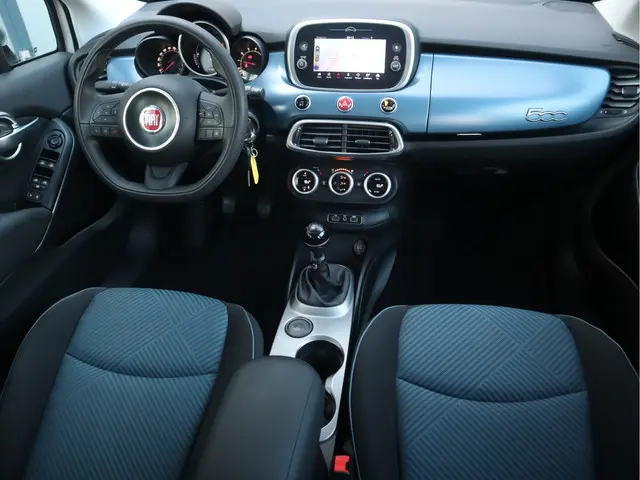 Fiat 500 X 1.4 Turbo MultiAir PopStar Cruise Control / Climate / Navi / Trekh / Carplay