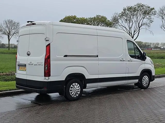 Maxus eDeliver9