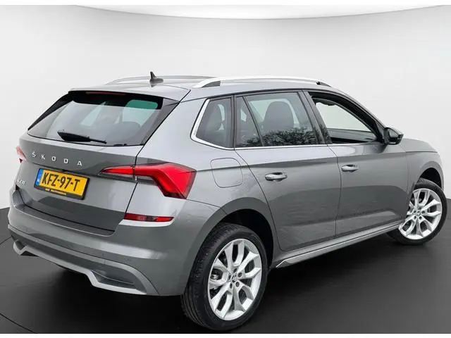 ŠKODA Kamiq 1.5 TSI 150PK ACT DSG BUSINESS EDITION CAMERA/NAVI/STUURVERW.