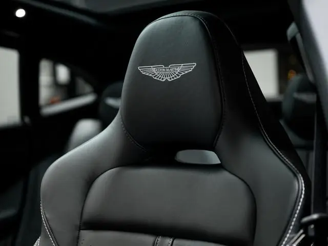 Aston Martin DBX
