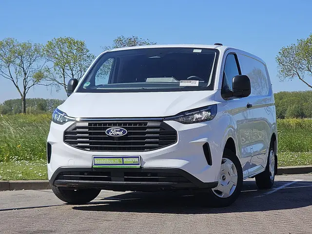 FORD TRANSIT CUSTOM 2.0 l1h1 led navi