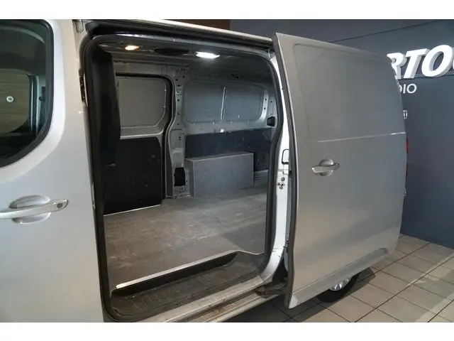 Toyota pro-ace