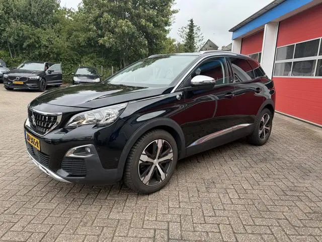 Peugeot 3008 1.2 PureTech 131 PK | Automaat | Crossway | Speciale uitvoering | Navigatiesysteem |
