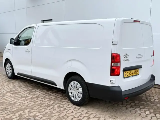 Toyota ProAce Electric 75kWh 136PK L2 Elektrisch 93.3% (SOH) 330km WLTP Snelladen Cruise Control Cli...