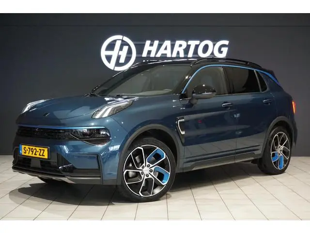 Lynk & Co 01