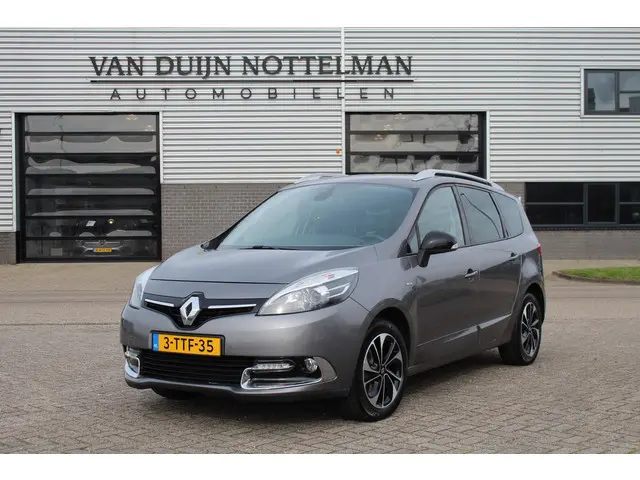 Renault Grand Scénic 1.2 TCe Bose / Keyless / Trekhaak / Camera / N.A.P.
