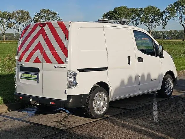 Nissan NV200