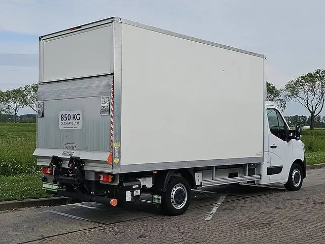 RENAULT MASTER 2.3 bakwagen laadklep!