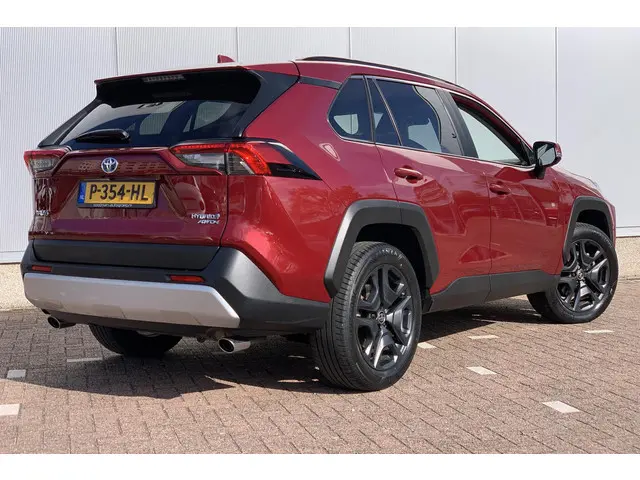 Toyota RAV4 2.5 Hybrid AWD ADVENTURE | Panorama Dak | JBL | Leer | Elektriche Stoelen | 360 camera