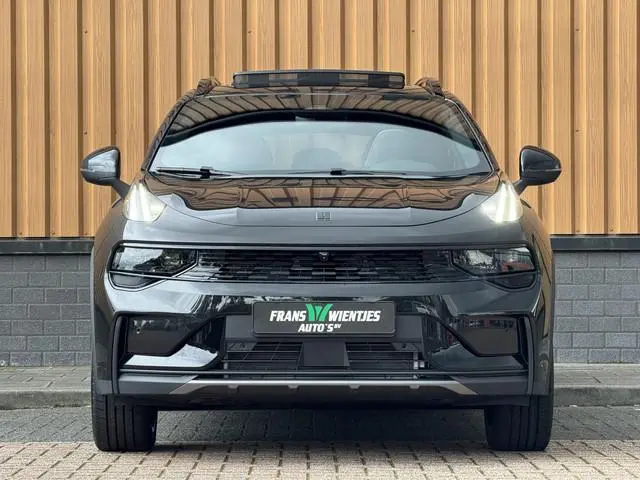 Lynk & Co 01 1.5 More | Panoramadak | Leder | 360° Camera | 20" Lichtmetaal | Infinity | Sfeerverlic...