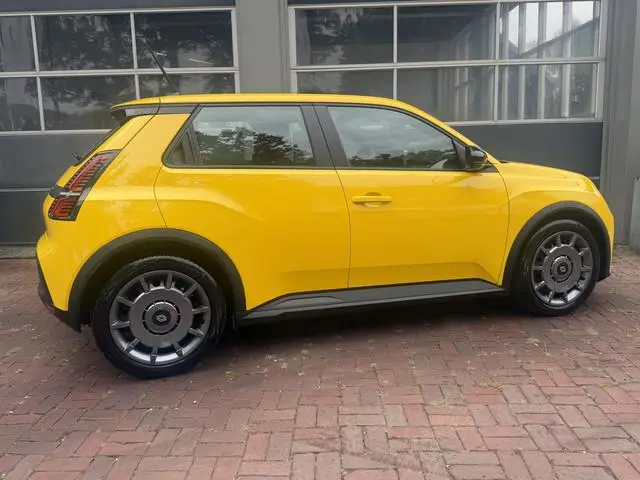 Renault 5