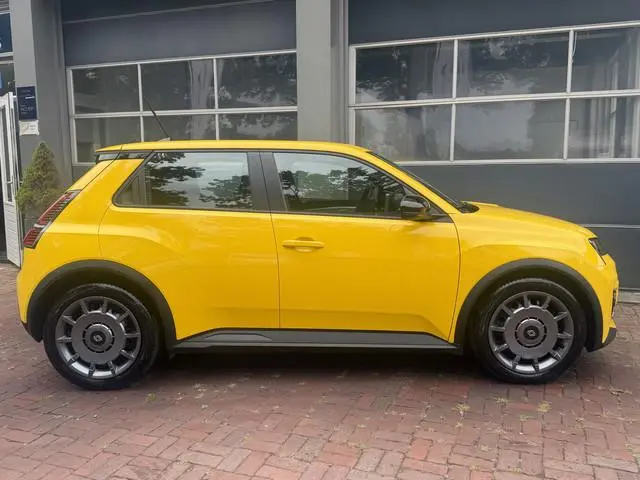 Renault 5