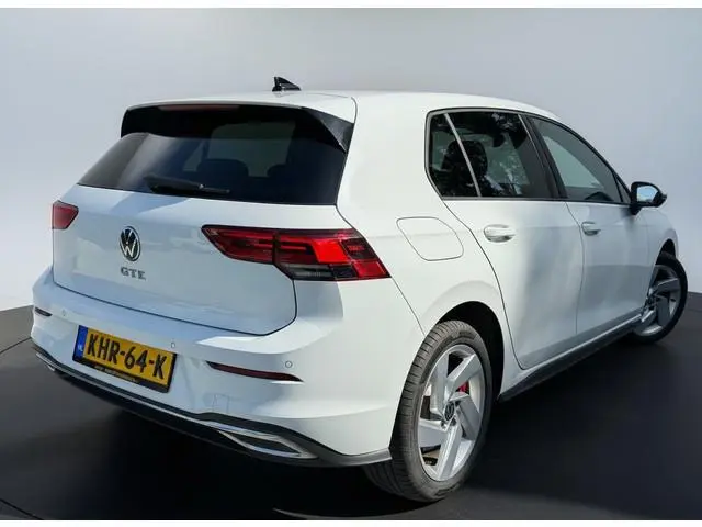 Volkswagen Golf GTE 245PK HYBRID SPORT CARPLAY/ACC/SFEERVERL/STUURVERW.