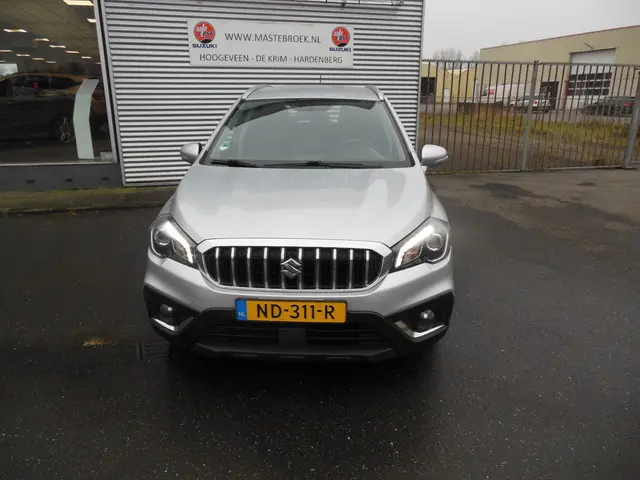 Suzuki S-Cross