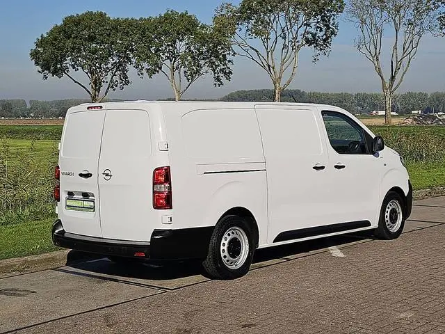 OPEL VIVARO-E L3H1 75 kWh Long Range Snelladen Airco PDC Achterdeuren Automaat 136 PK!