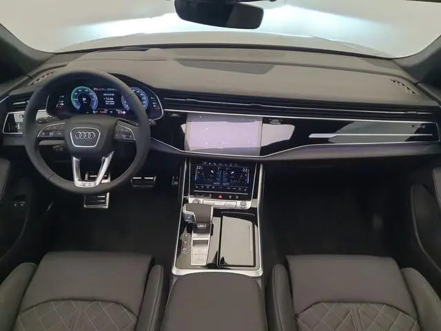 Audi Q8 60 TFSI e Quattro S-Line Competition Nwprijs 164k Individual lak, HUD, B&O, Alcantara hemel,...