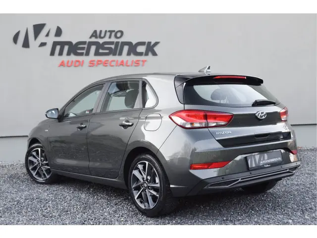 Hyundai i30 1.0 T-GDi MHEV Comfort Smart / Cruise Control/ Touch Navigatie/ Phonebox/ Verwarmbare st...