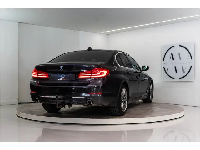 BMW 5-serie 520i High Executive Edition 184PK | NL AUTO+NAP | Sfeer | LED | Trekhaak | Memory&Leder...