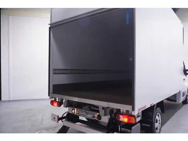 Nissan Interstar