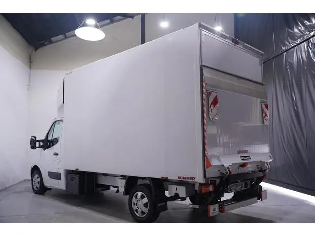 Nissan Interstar