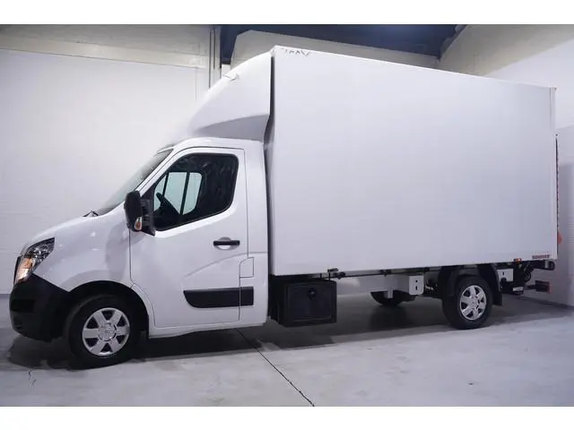 Nissan Interstar