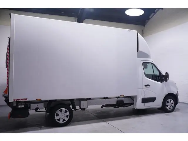 Nissan Interstar