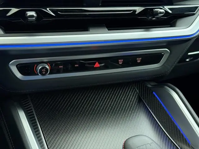 BMW XM