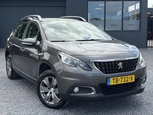 Peugeot 2008 1.2 PureTech Blue Lion D-riem vv in 2024 l Pano l Navi l 110pk l Trekhaak l Carplay l A...
