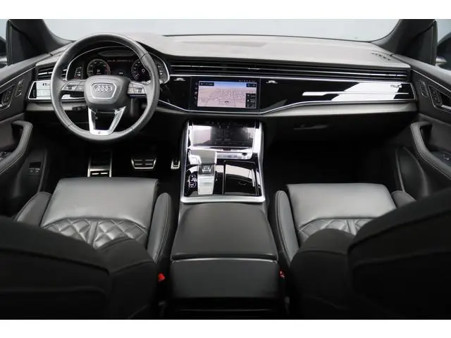 Audi Q8 55 TFSI e Quattro Pro Line S | Luchtvering | Achterasbesturing | ACC | Bang&Olufsen | Trekha...