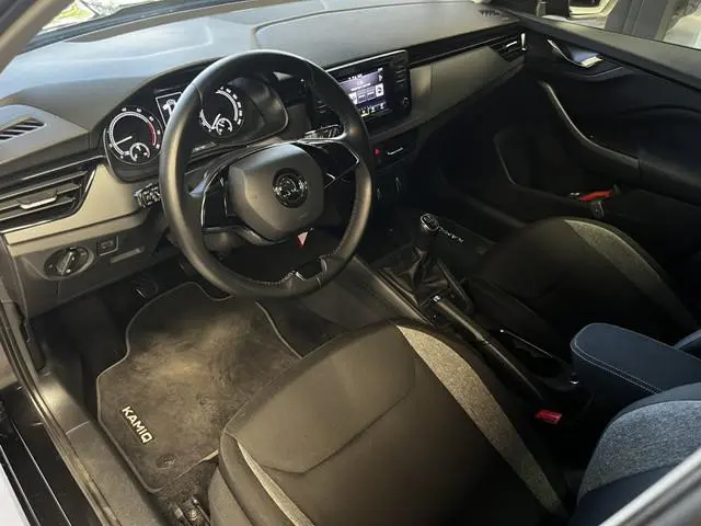 ŠKODA Kamiq 1.0 TSI Active Airco, Cruise, Lichtmetalen velgen