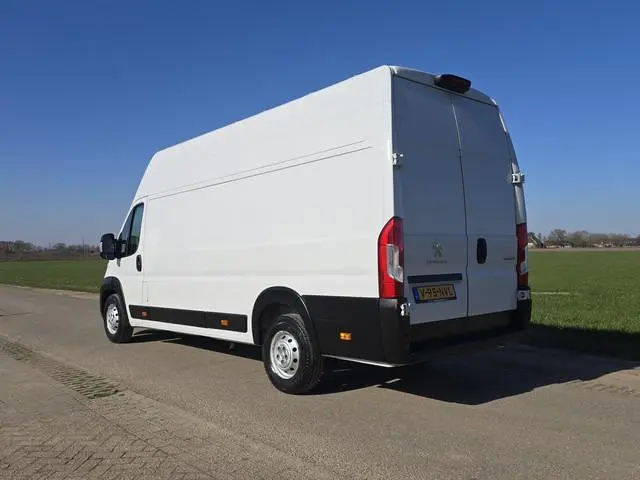 Peugeot Boxer 435 2.2 BlueHDi L4H3 - 165 Pk - Euro 6 - ParkeerCamera - Airco - Cruise Control